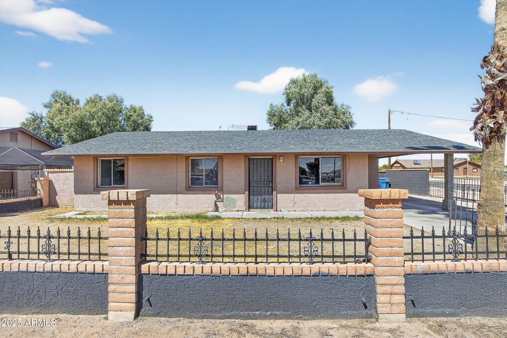 Photo of 418 E Houser Avenue, Buckeye, AZ 85326 (MLS # 6919445)