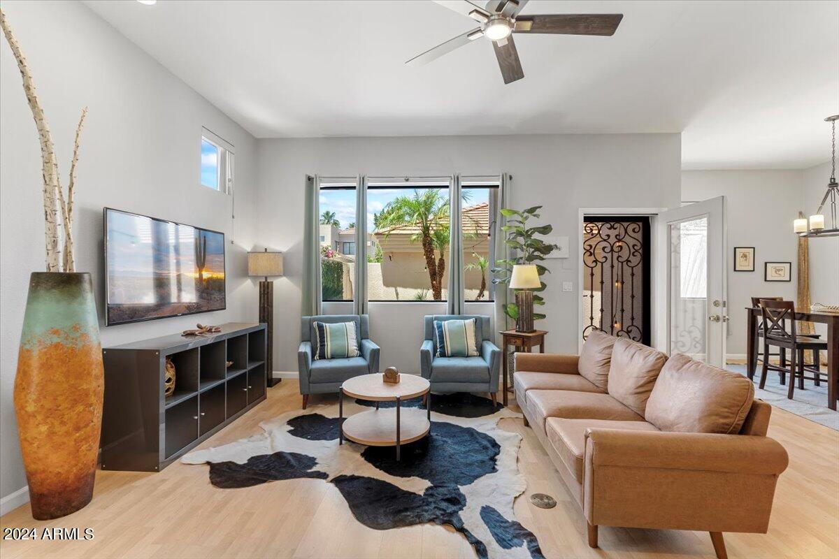 8270 N HAYDEN Road 1033