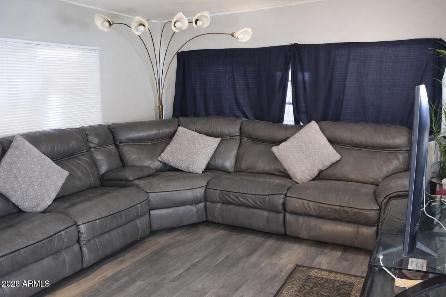 HOLIDAY SPA MOBILE HOME PARK - Residential