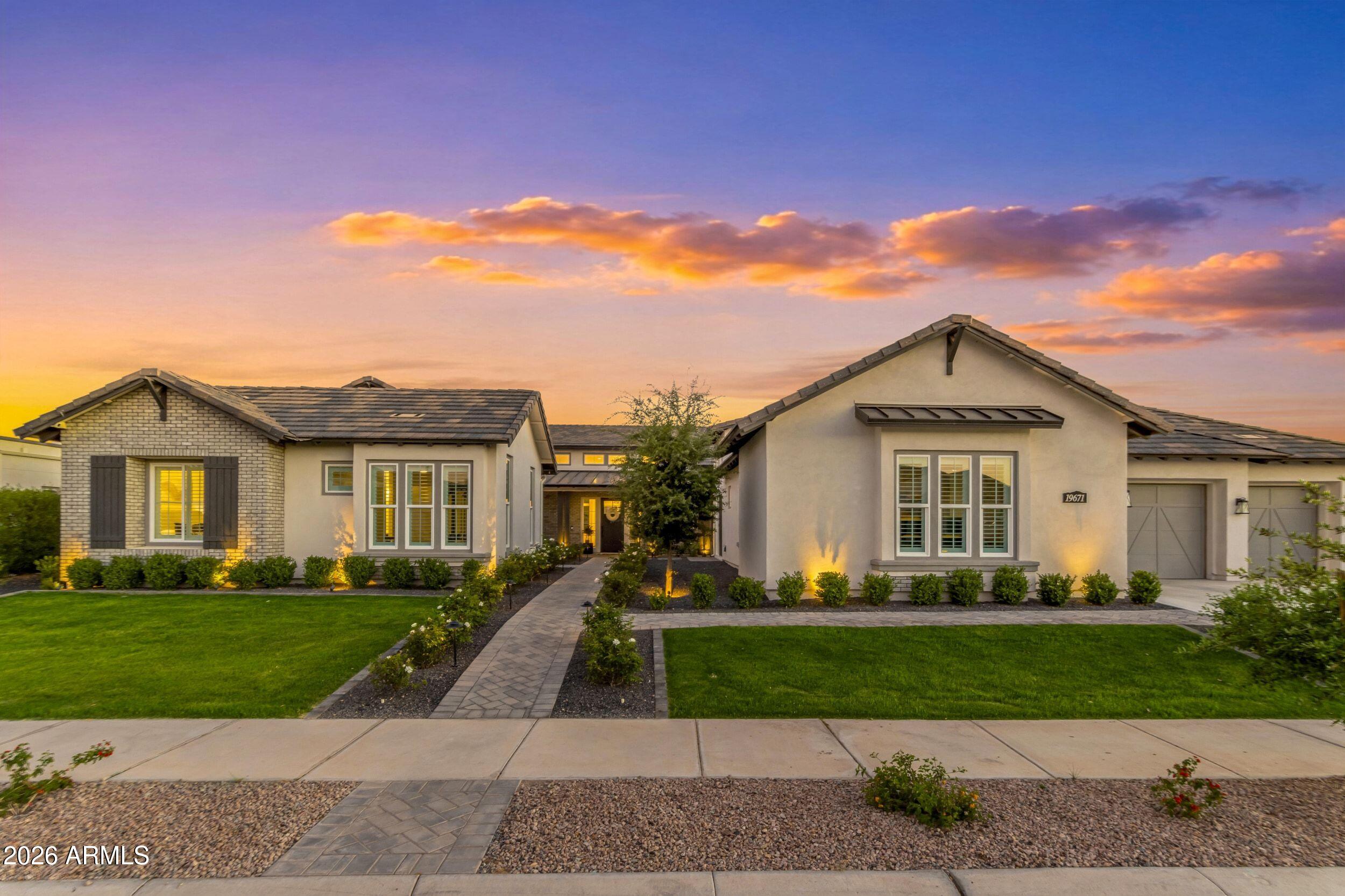 19671 E JEANNA Court