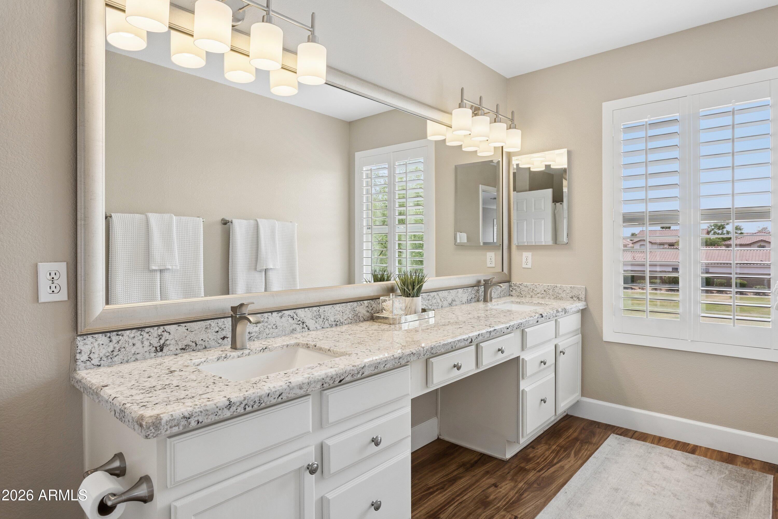ARIZONA PARK PLACE - Residential