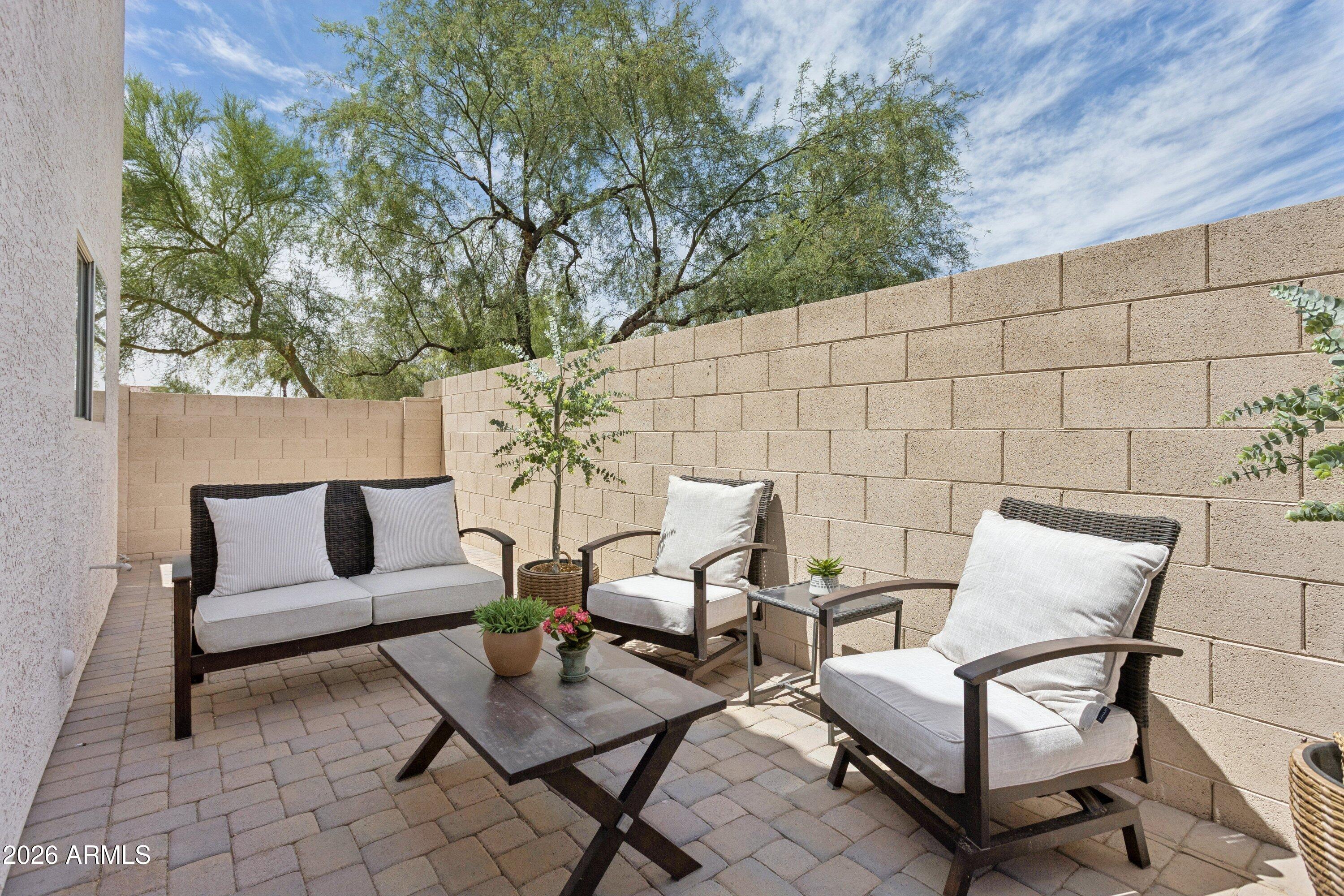 ARIZONA PARK PLACE - Residential