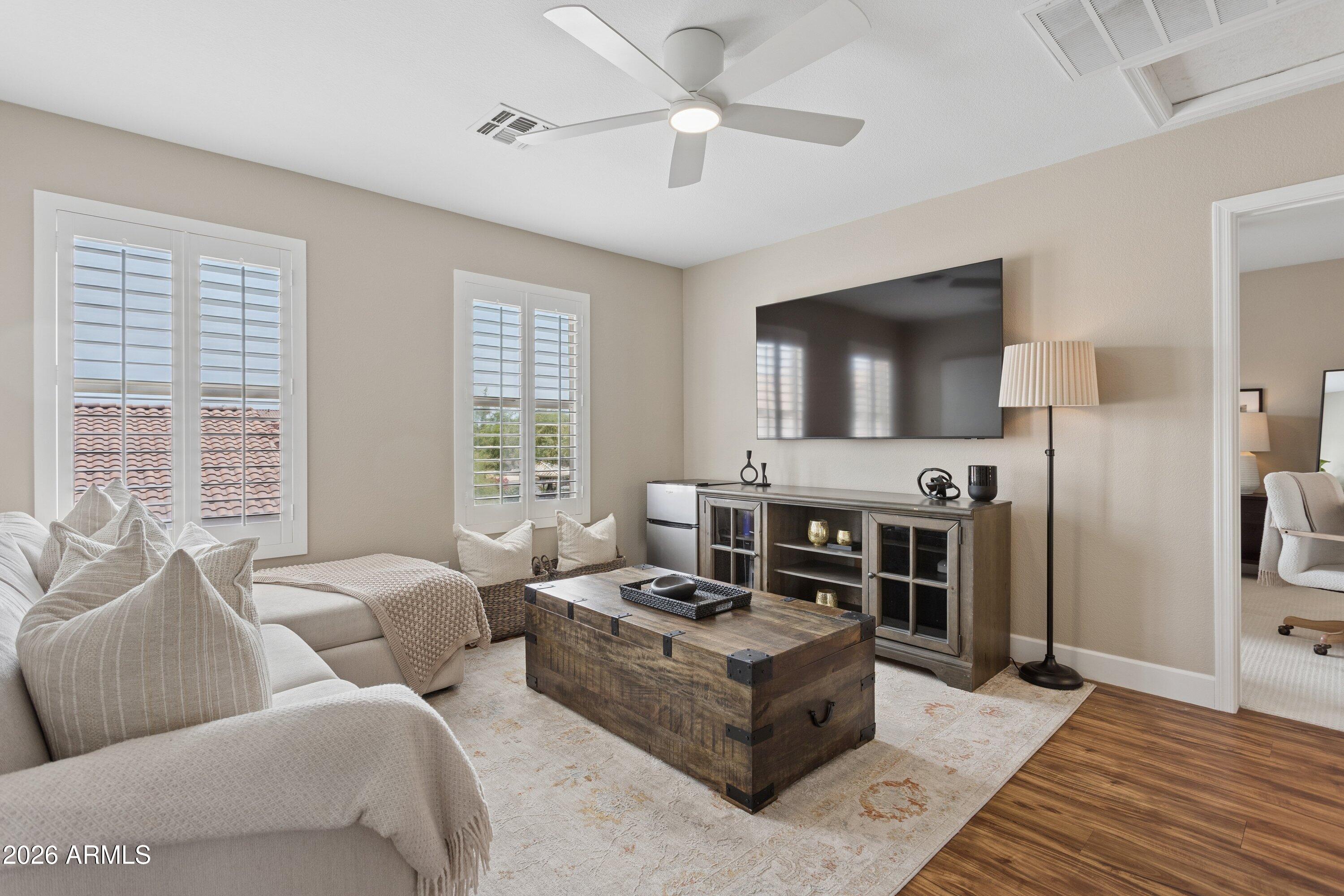 ARIZONA PARK PLACE - Residential