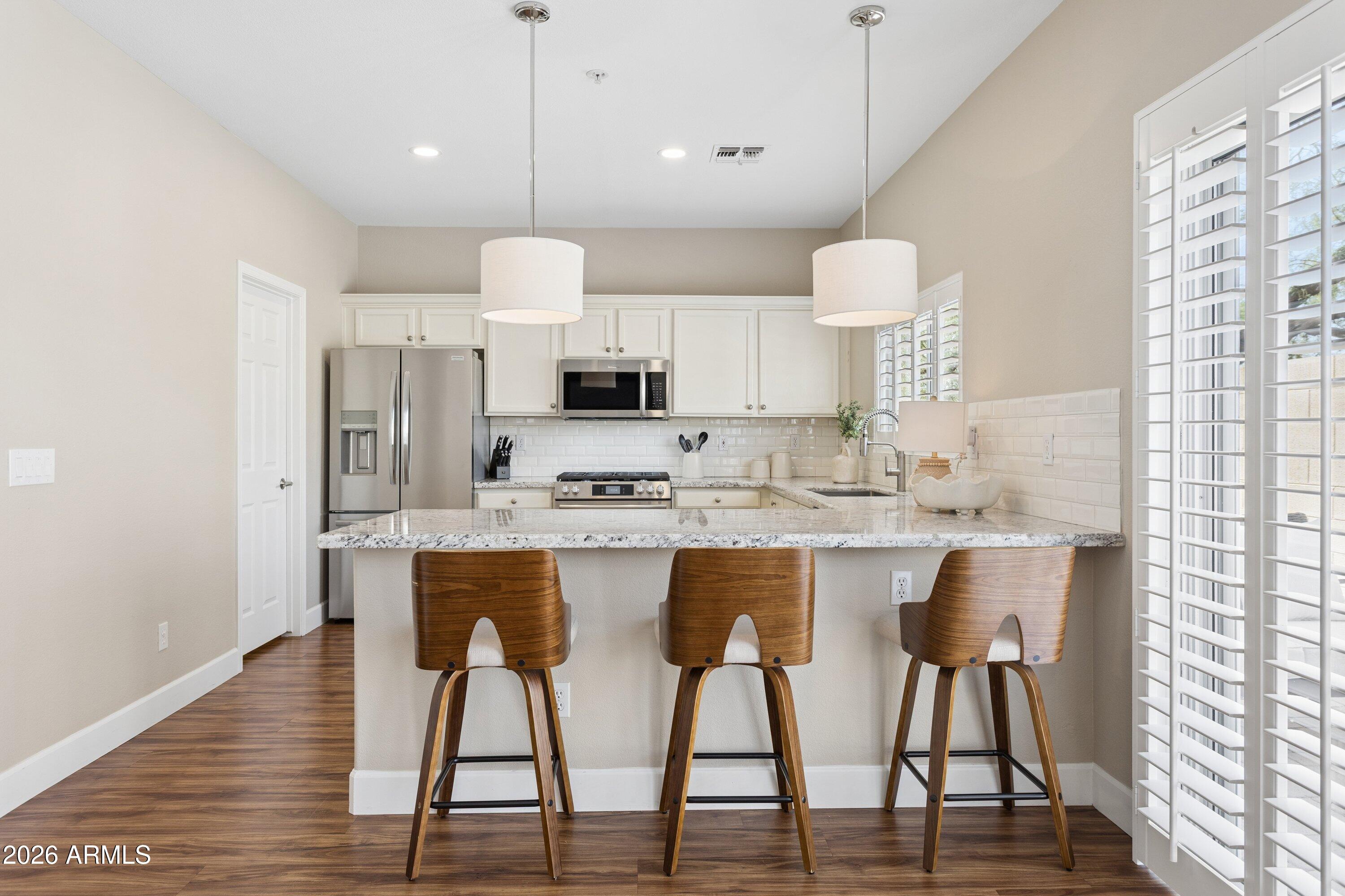 ARIZONA PARK PLACE - Residential