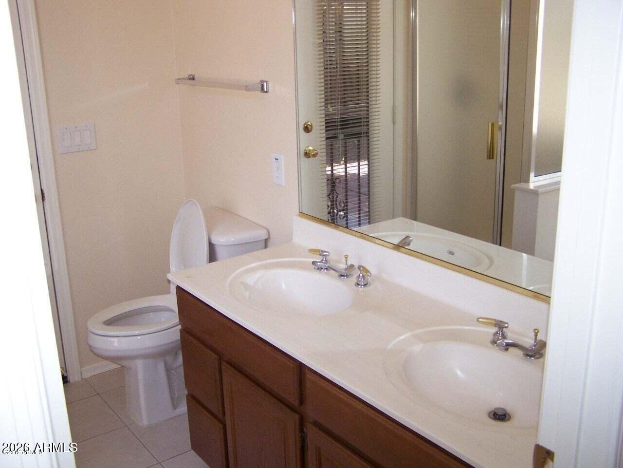 3312 E Mountain Vista Drive