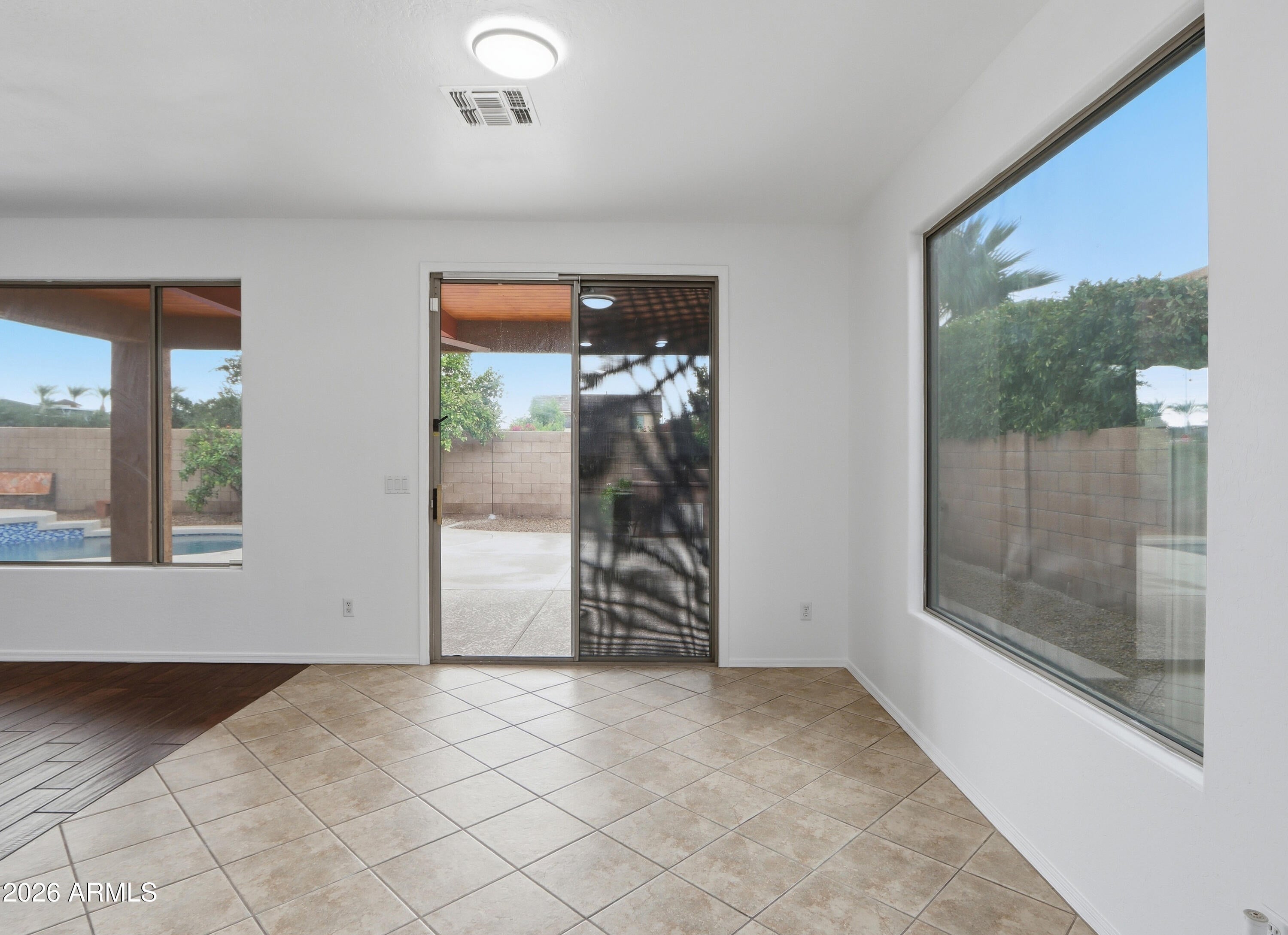85 W GOLDFINCH Way