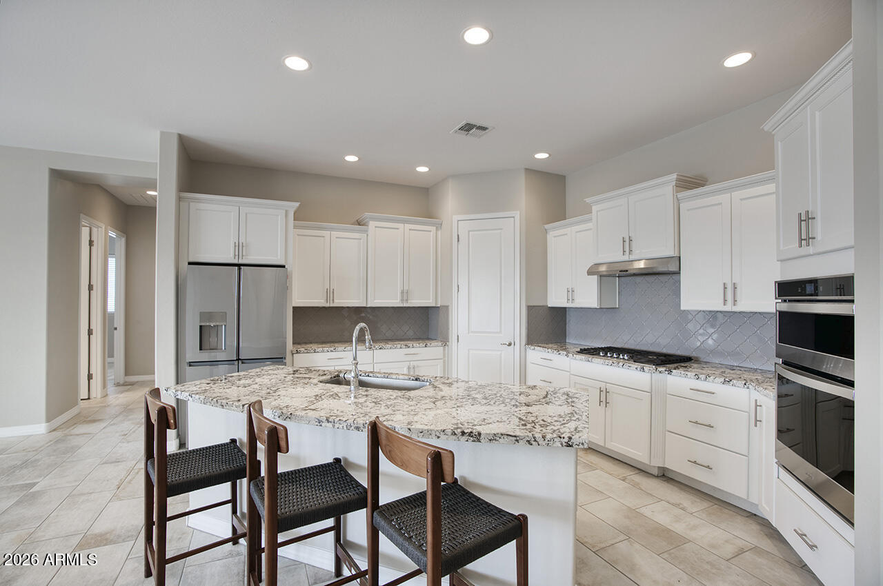 COMMONS AT SOUTH MOUNTAIN - Residential