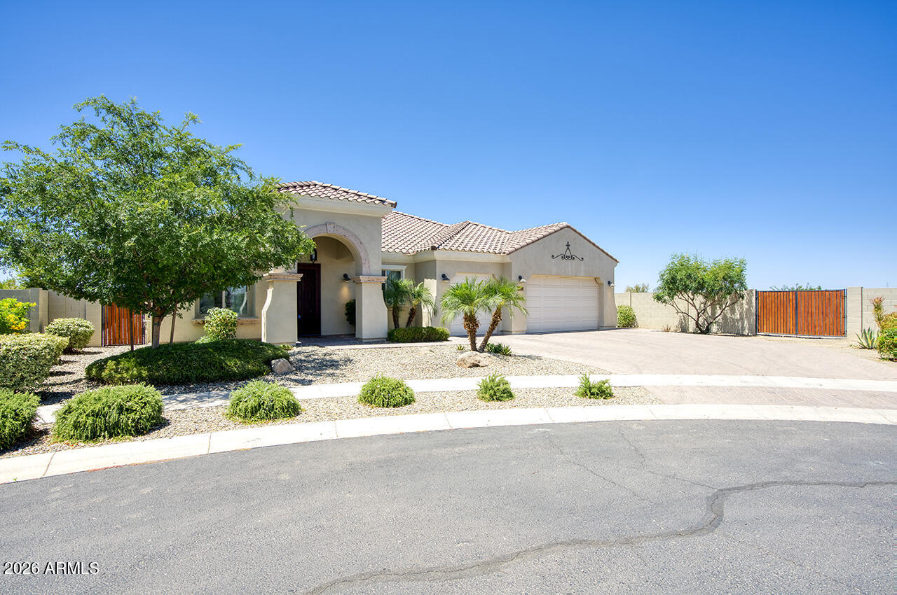 8428 S 16TH Drive
