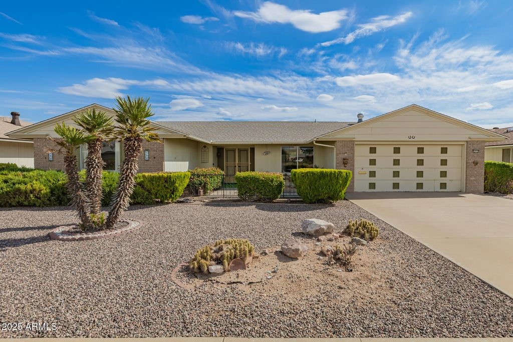 Photo of 10729 W Amber Trail Trail, Sun City, AZ 85351 (MLS # 6922026)