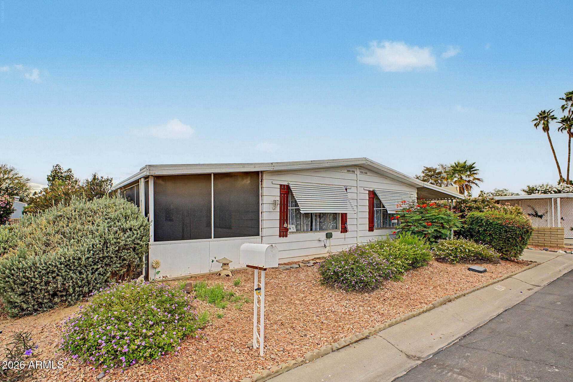 Palm Lakes Village - Residential