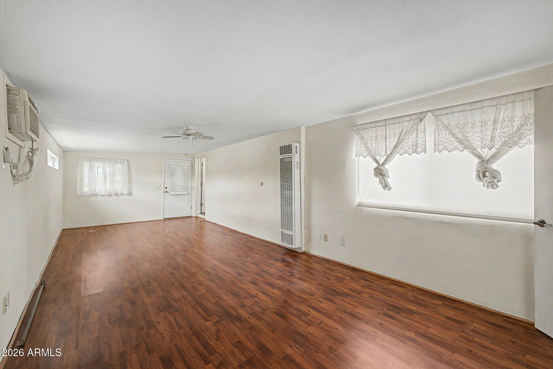 Palm Lakes Village - Residential