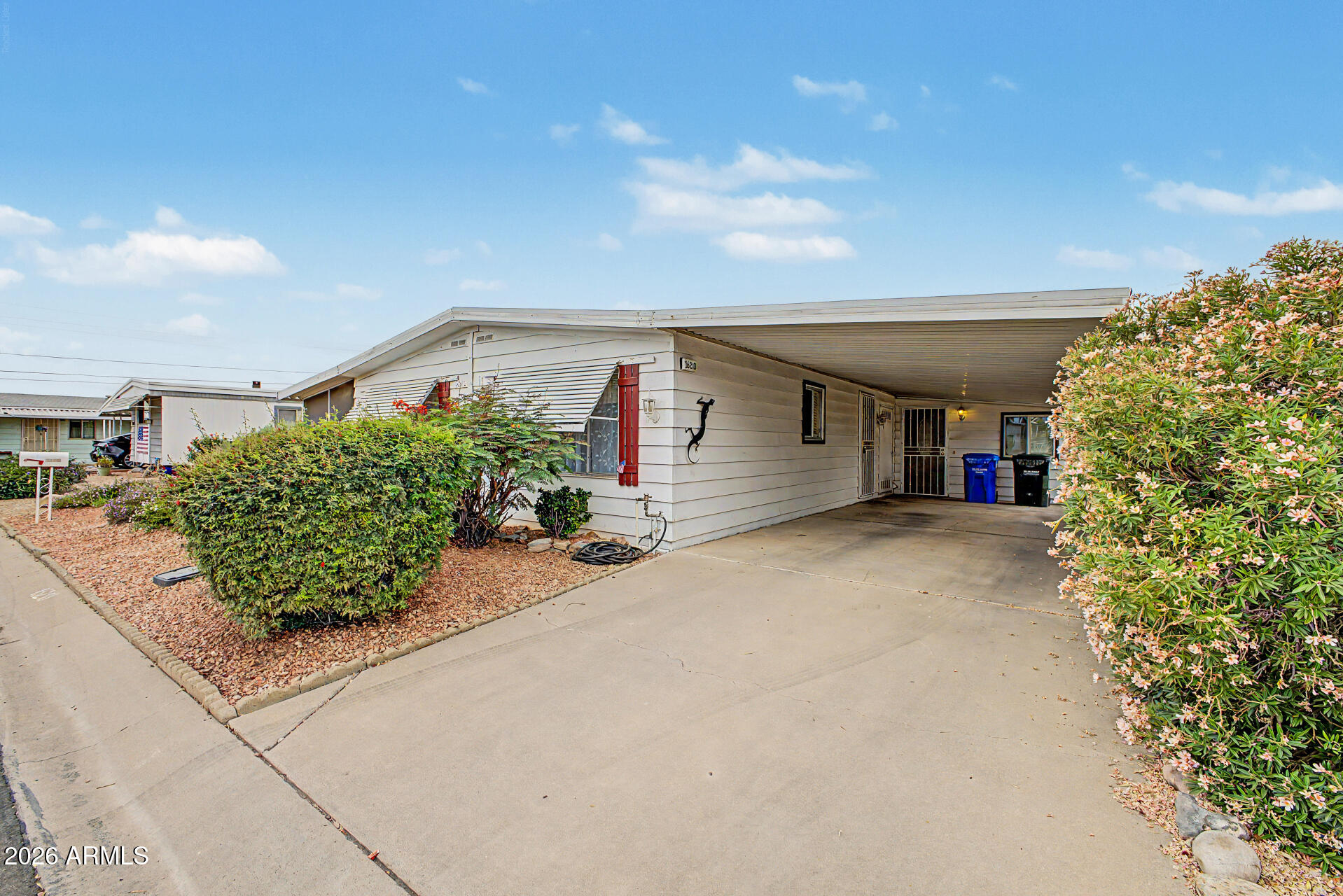 Palm Lakes Village - Residential