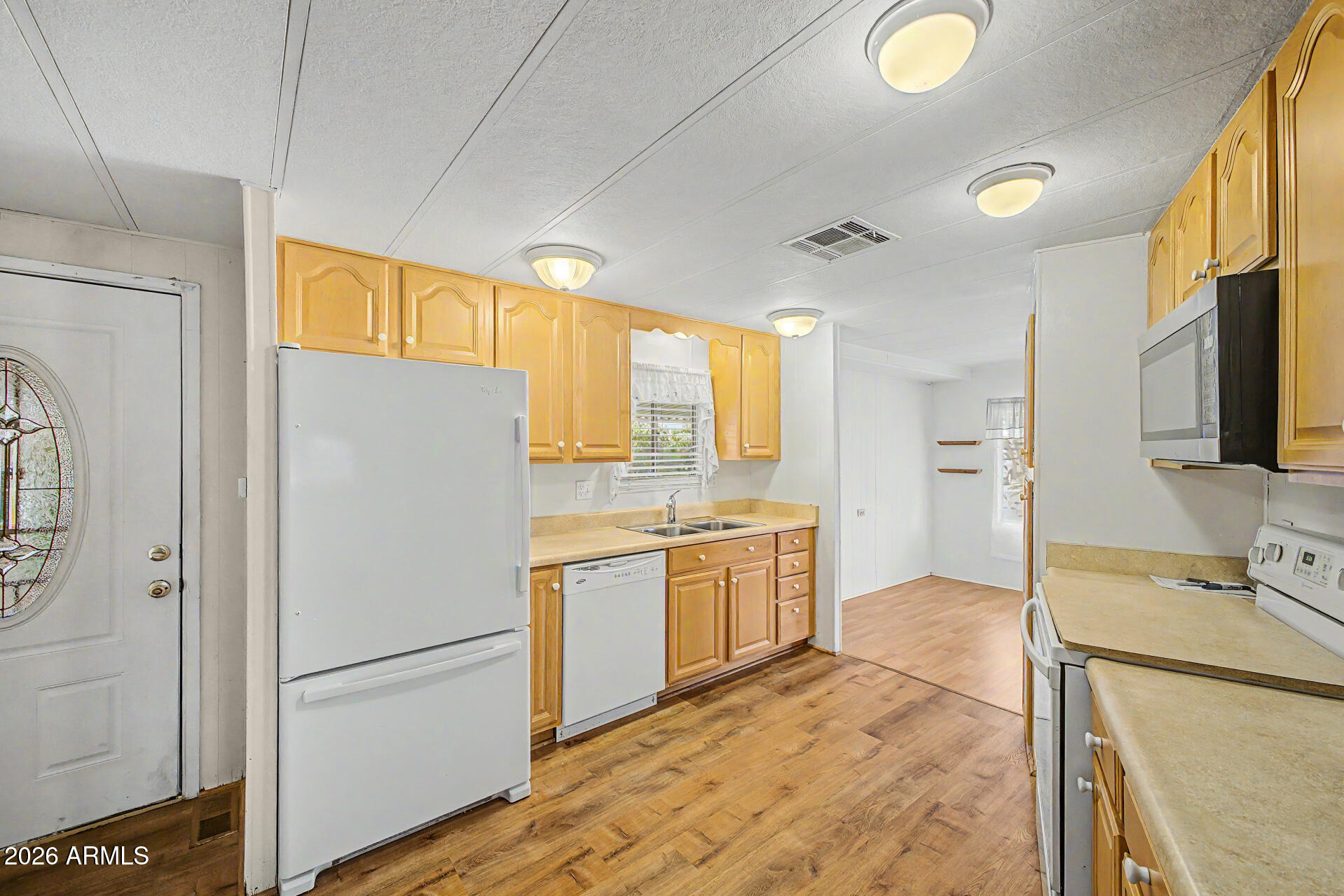 Palm Lakes Village - Residential