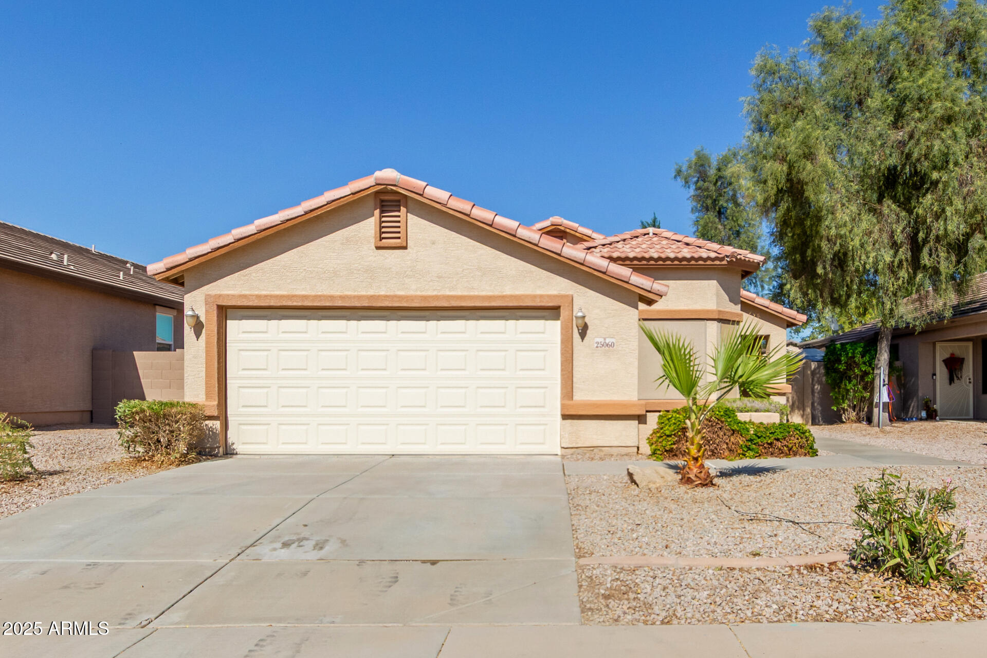 25060 W WAYLAND Drive