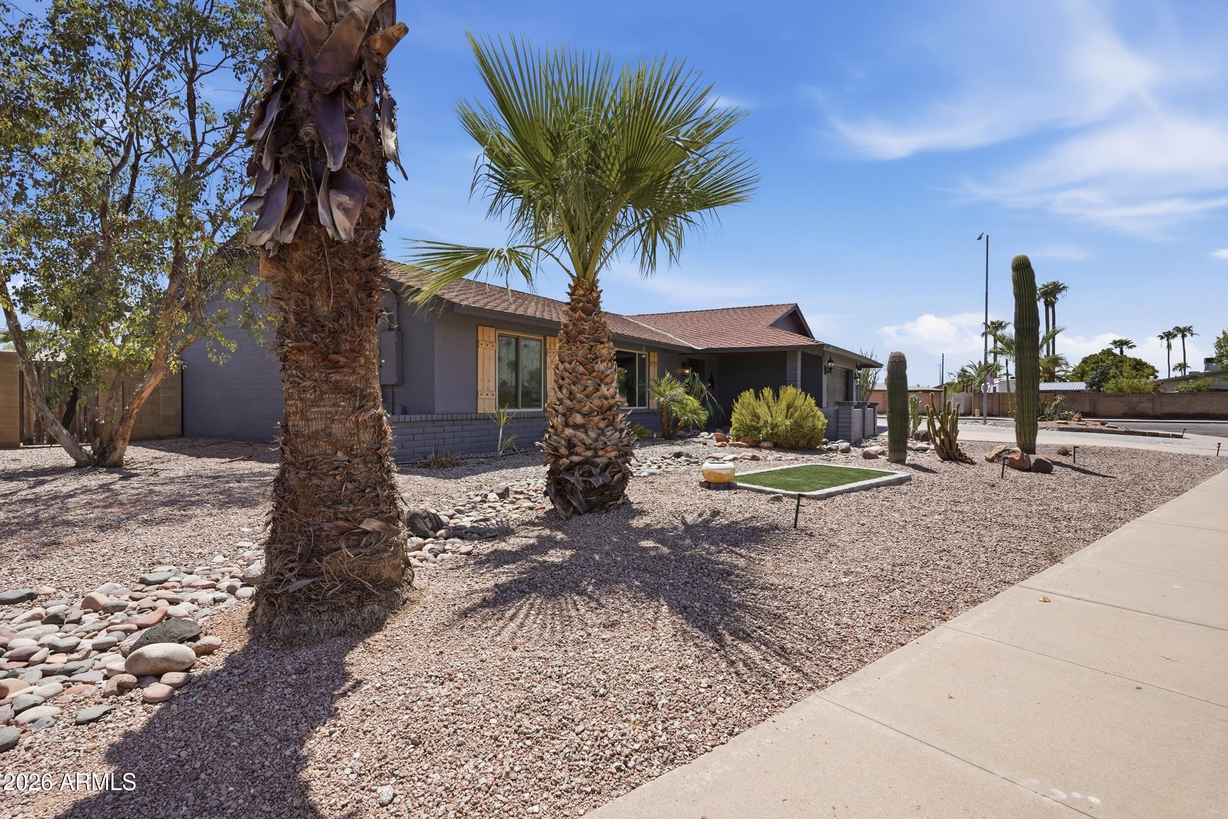 2653 W OBISPO Circle