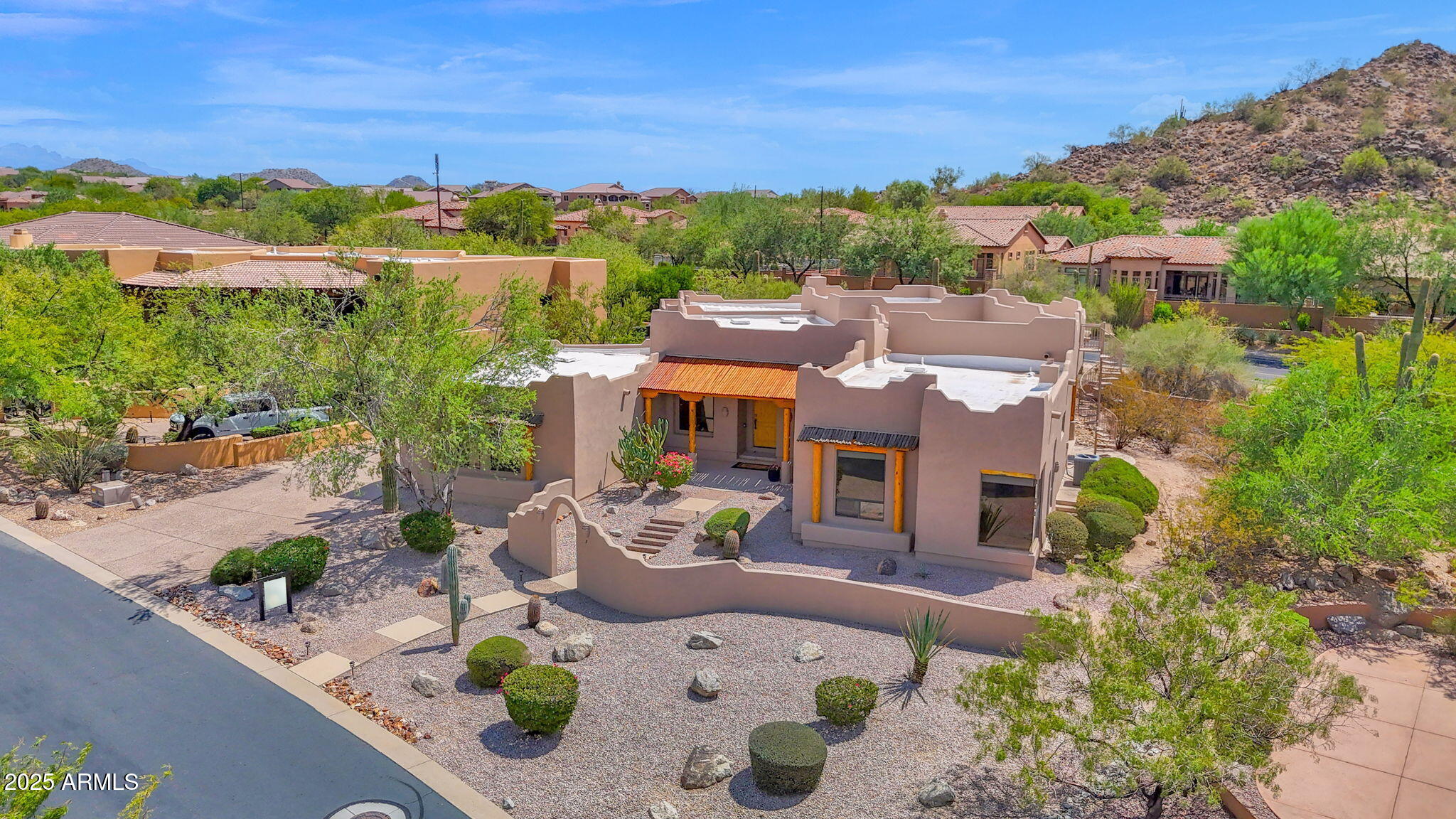 7130 E SADDLEBACK Street 5