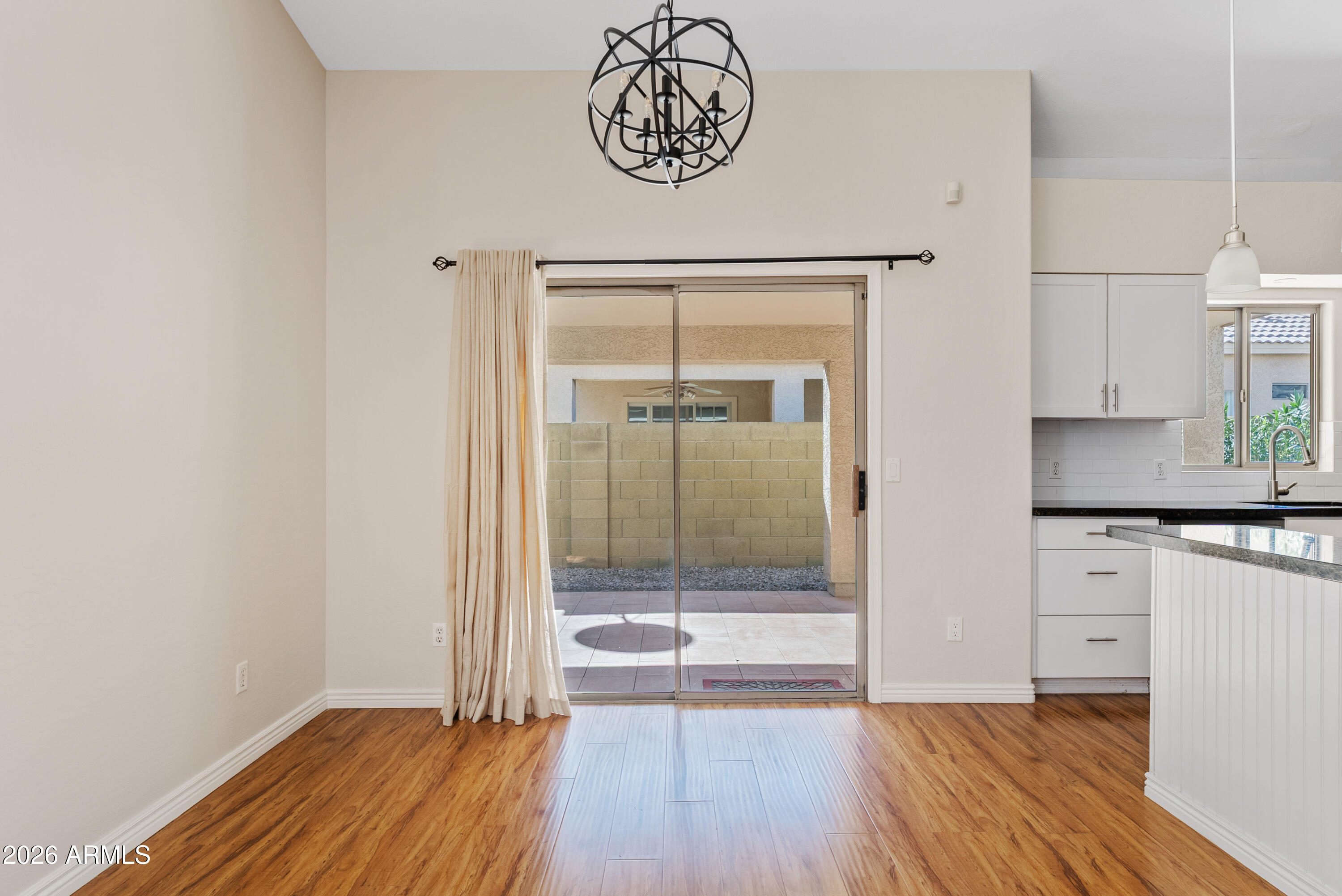 1932 N MESA Drive 33