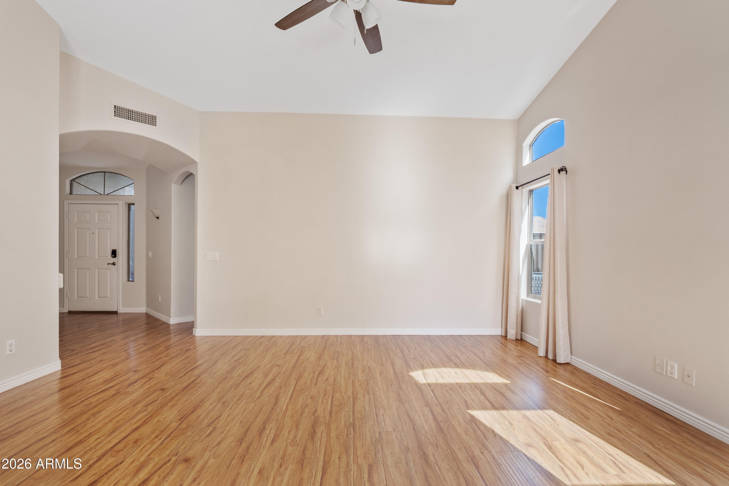 1932 N MESA Drive 33