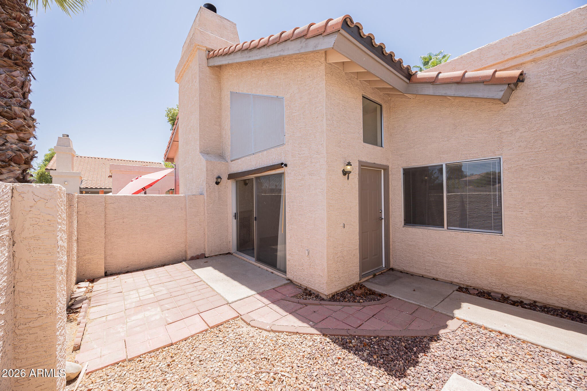 2019 W LEMON TREE Place 1110
