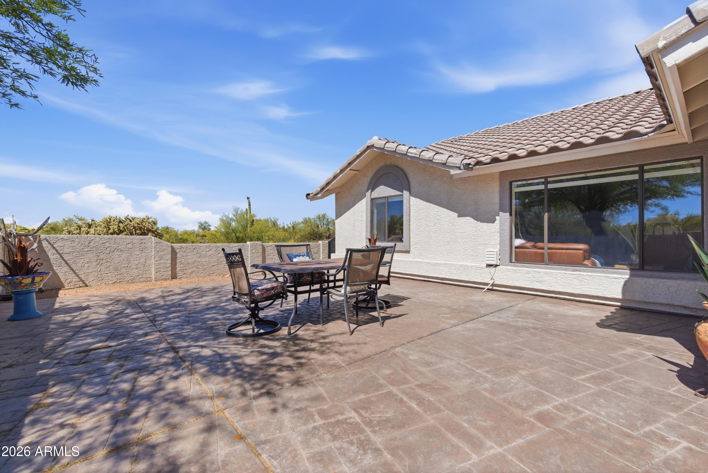 10712 E HUMMINGBIRD Lane