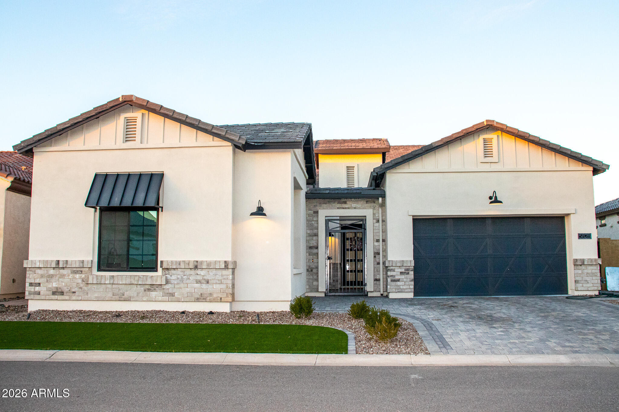 5828 E STAR VALLEY Street