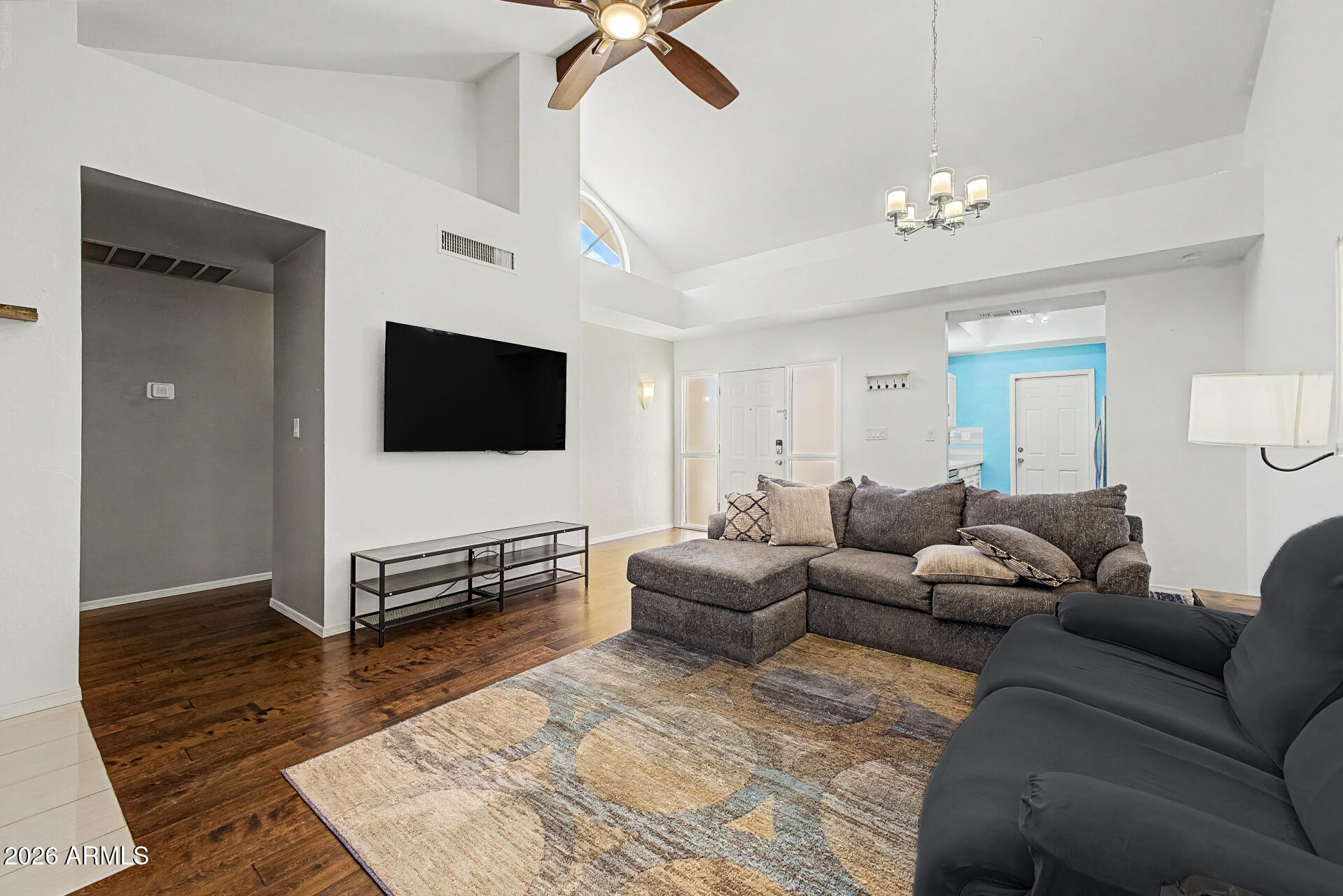 371 W LODGE Drive