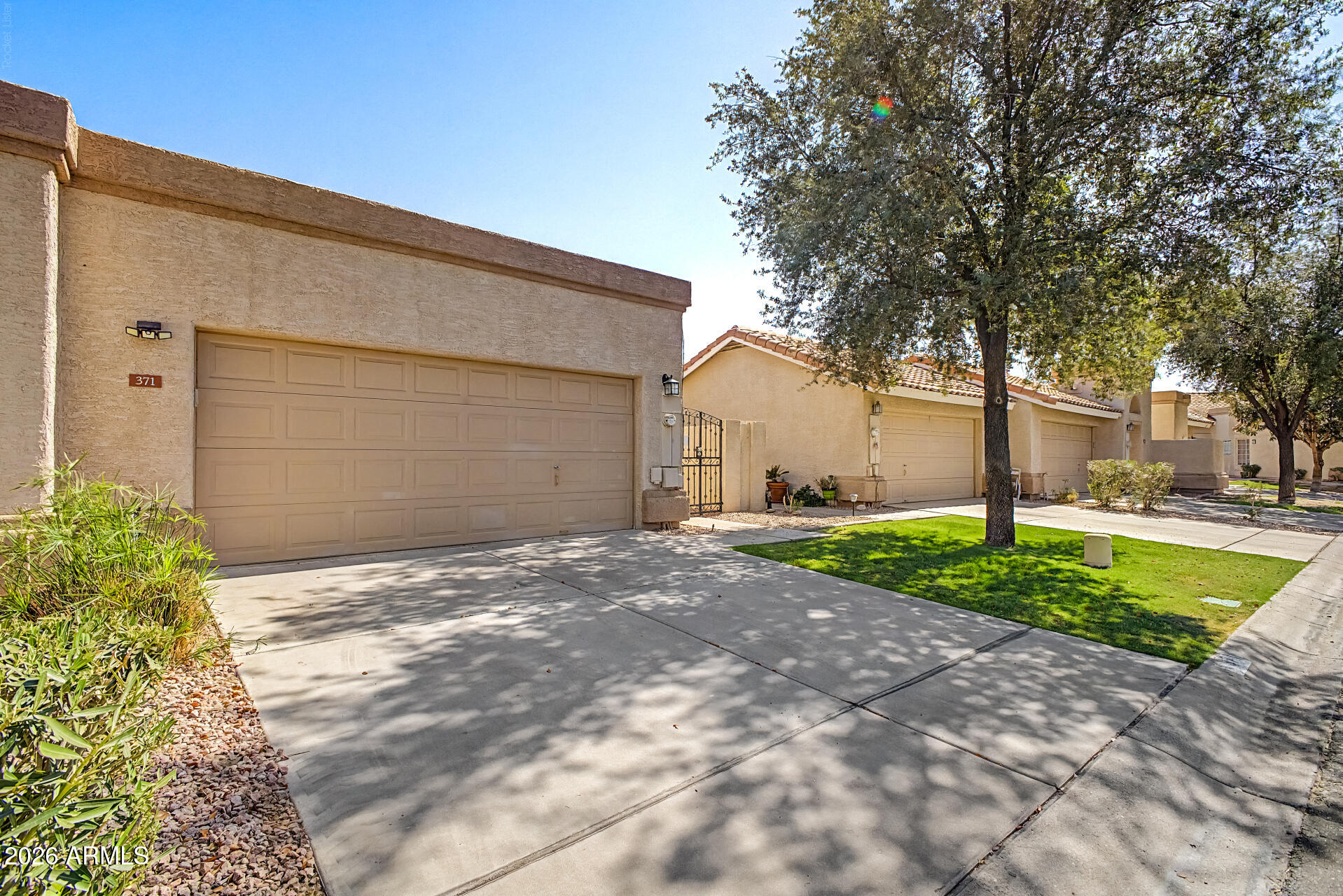 371 W LODGE Drive