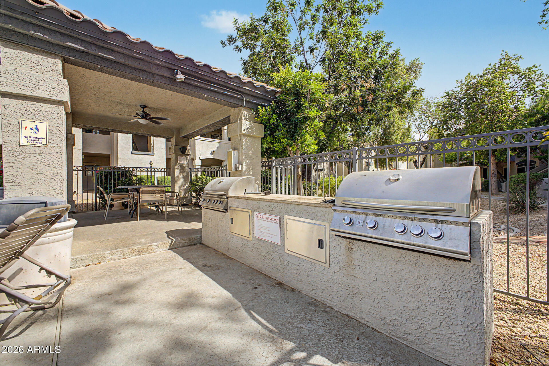 SIGNATURE SCOTTSDALE CONDOMINIUM - Residential