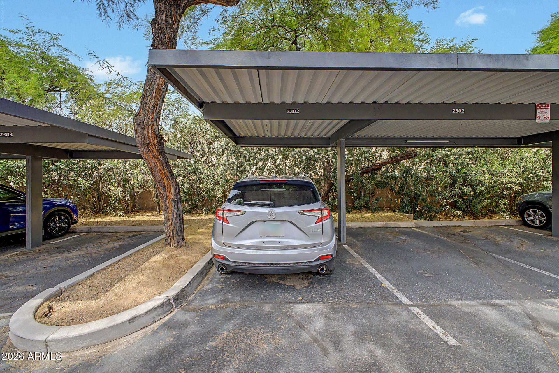 SIGNATURE SCOTTSDALE CONDOMINIUM - Residential