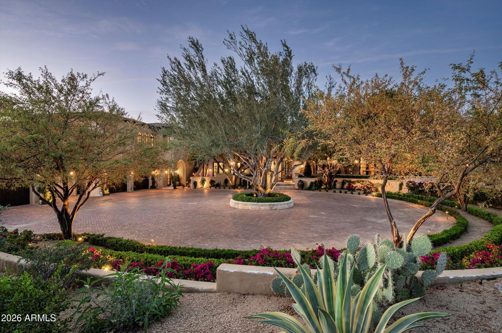 Photo of 10040 E Happy Valley Road #8, Scottsdale, AZ 85255 (MLS # 7001308)