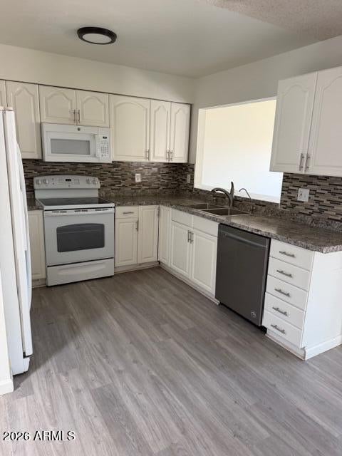 3033 S LONGMORE --