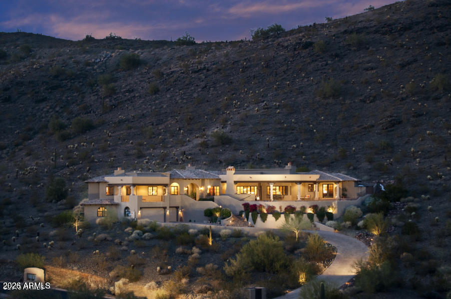 1930 E DESERT WILLOW Drive