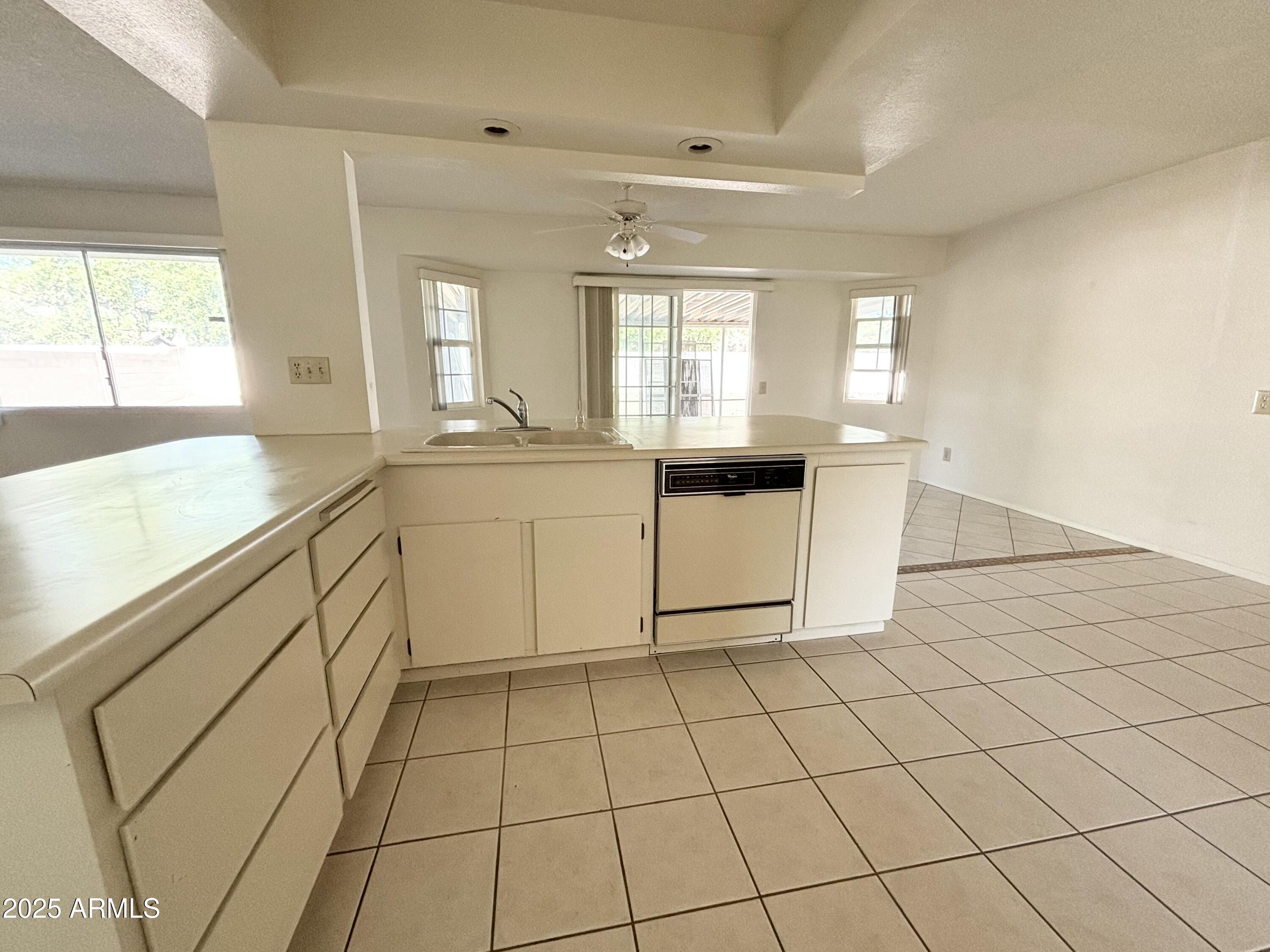 17407 N COUNTRY CLUB Drive