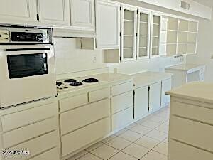 17407 N COUNTRY CLUB Drive