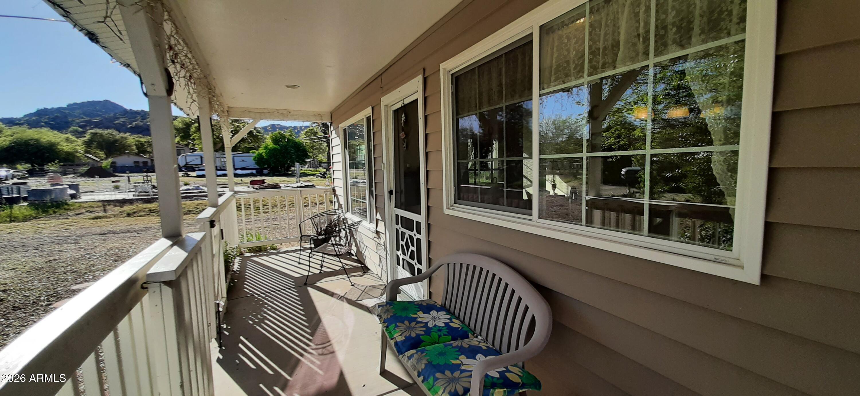 17520 W FOOTHILL Road