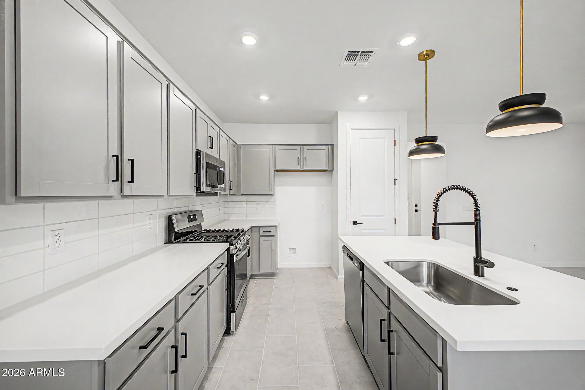 22318 W IRMA Lane