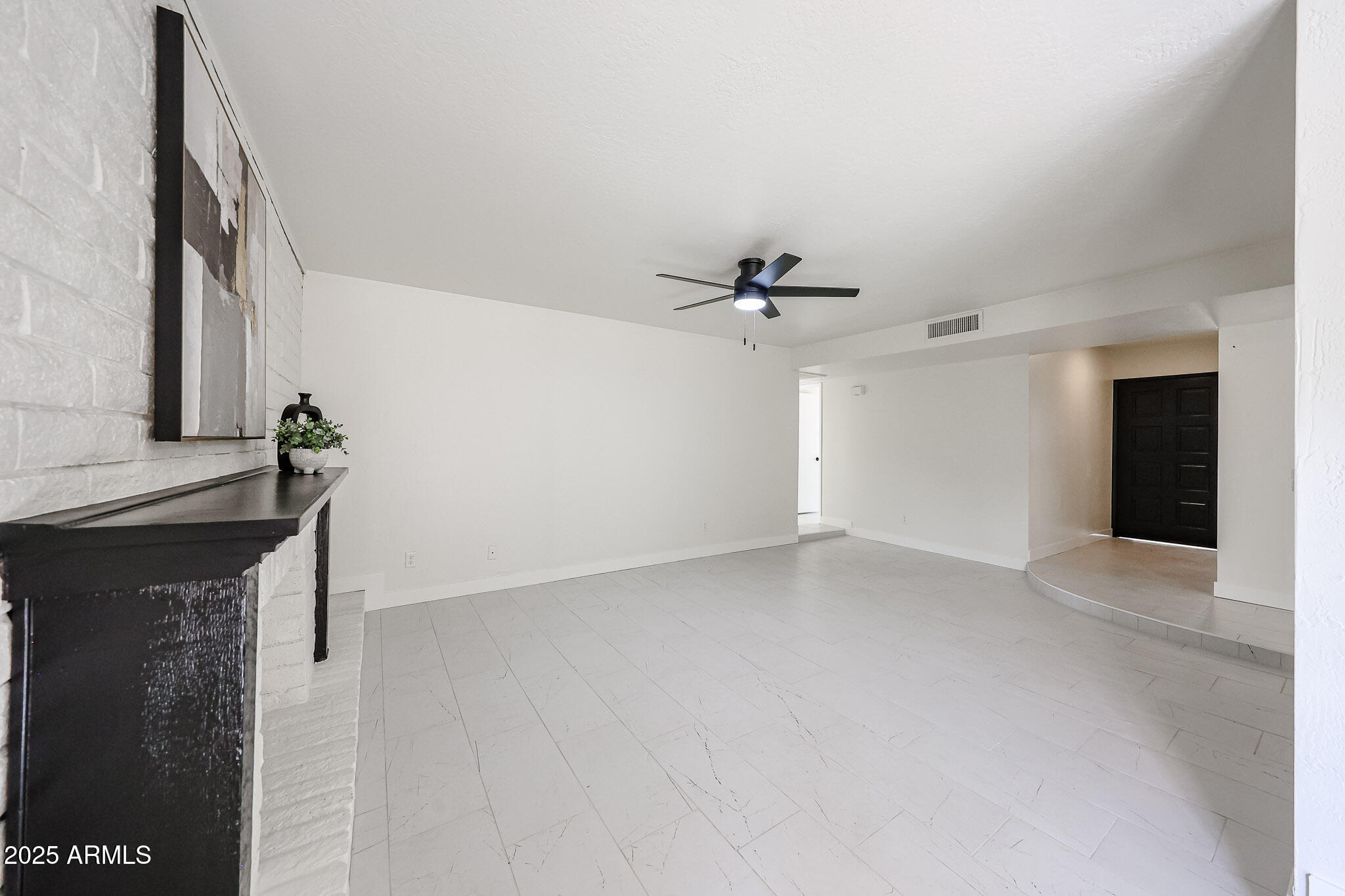 10326 W ENCANTO Boulevard