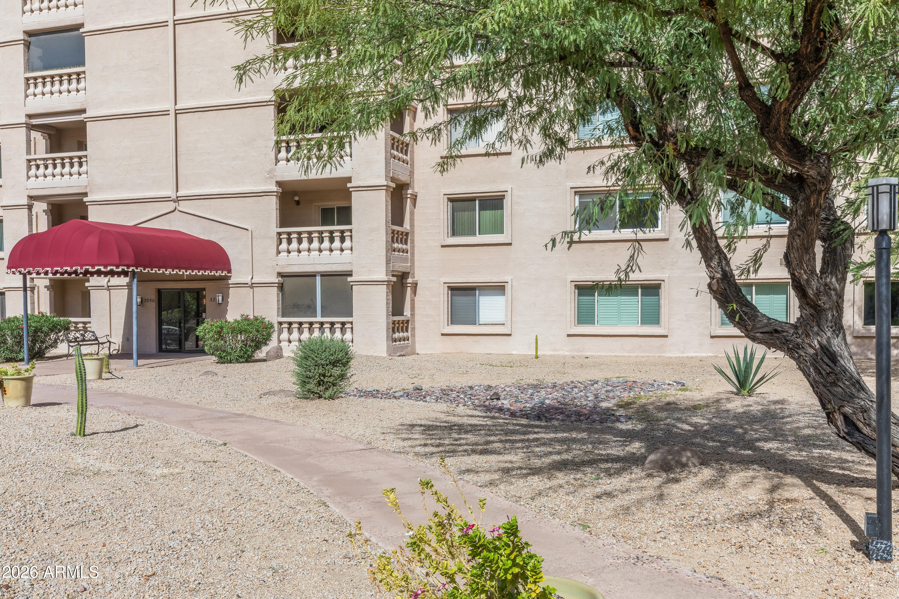 7850 E CAMELBACK Road 111