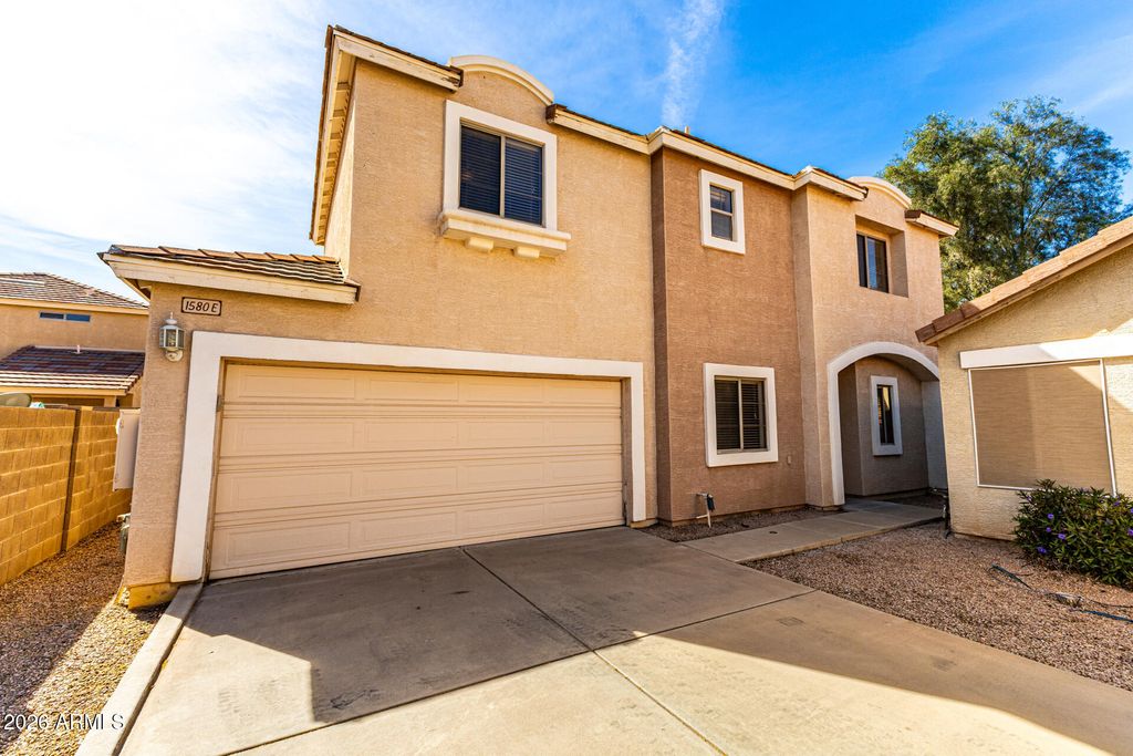 Photo of 1580 E Sherri Drive #E, Gilbert, AZ 85296 (MLS # 6990152)