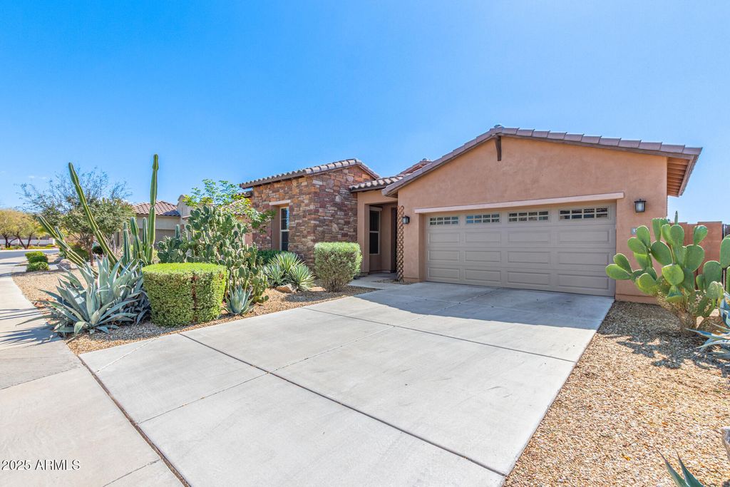 Photo of 17743 W Verdin Road, Goodyear, AZ 85338 (MLS # 6972994)