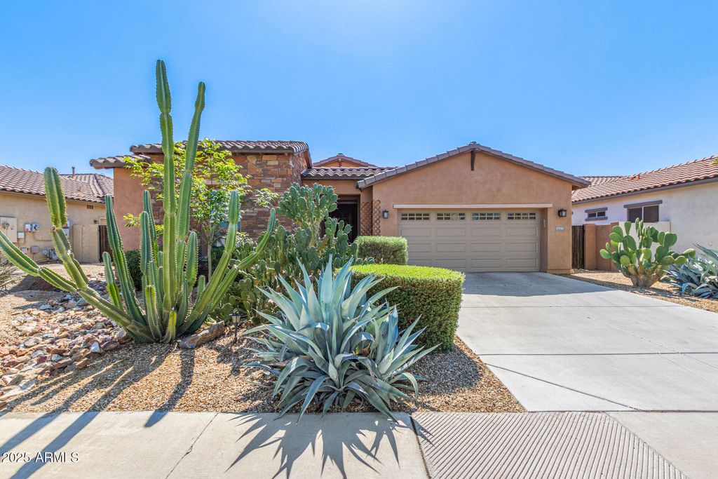 Photo of 17743 W Verdin Road, Goodyear, AZ 85338 (MLS # 6972994)