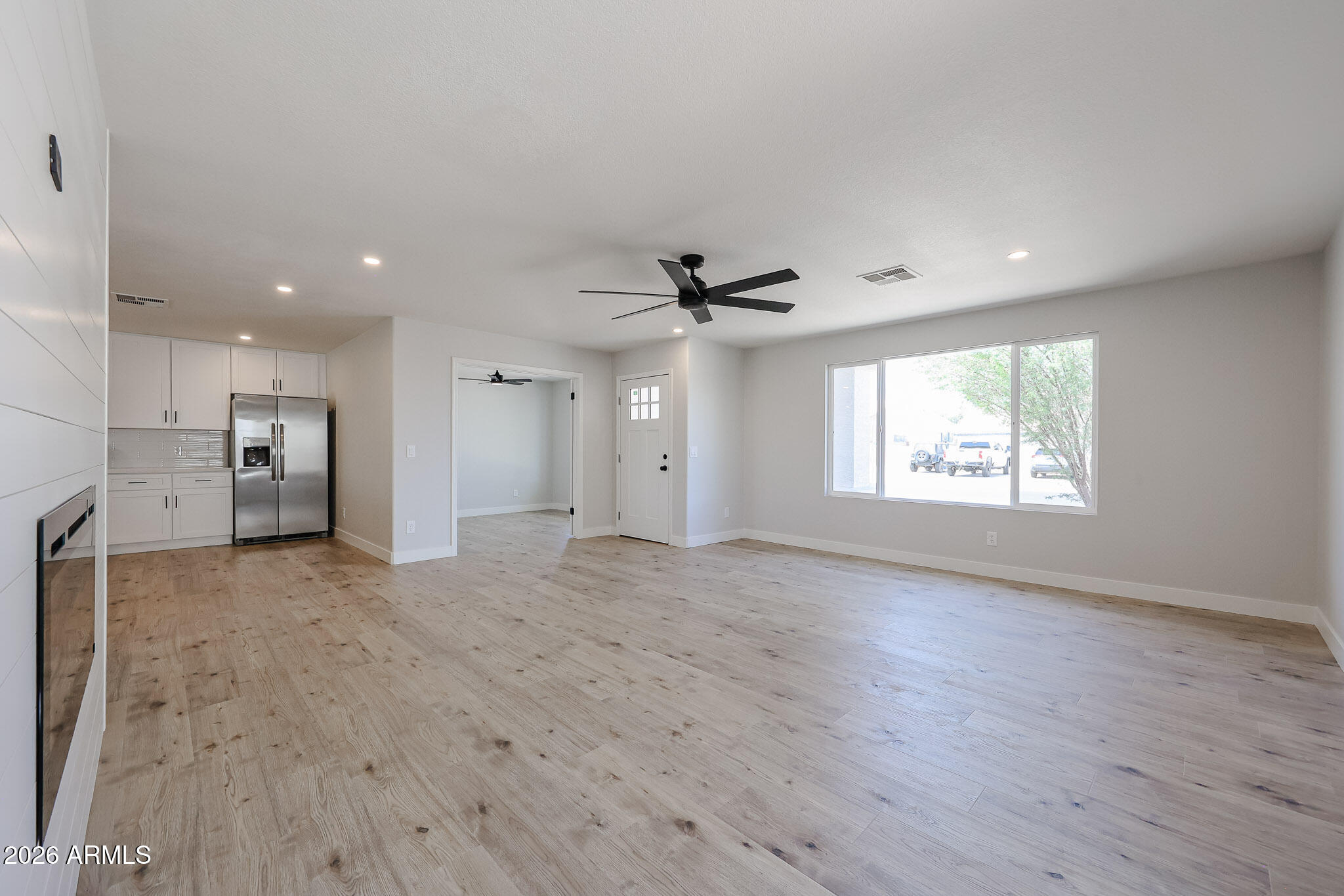 14463 W WENDOVER Drive
