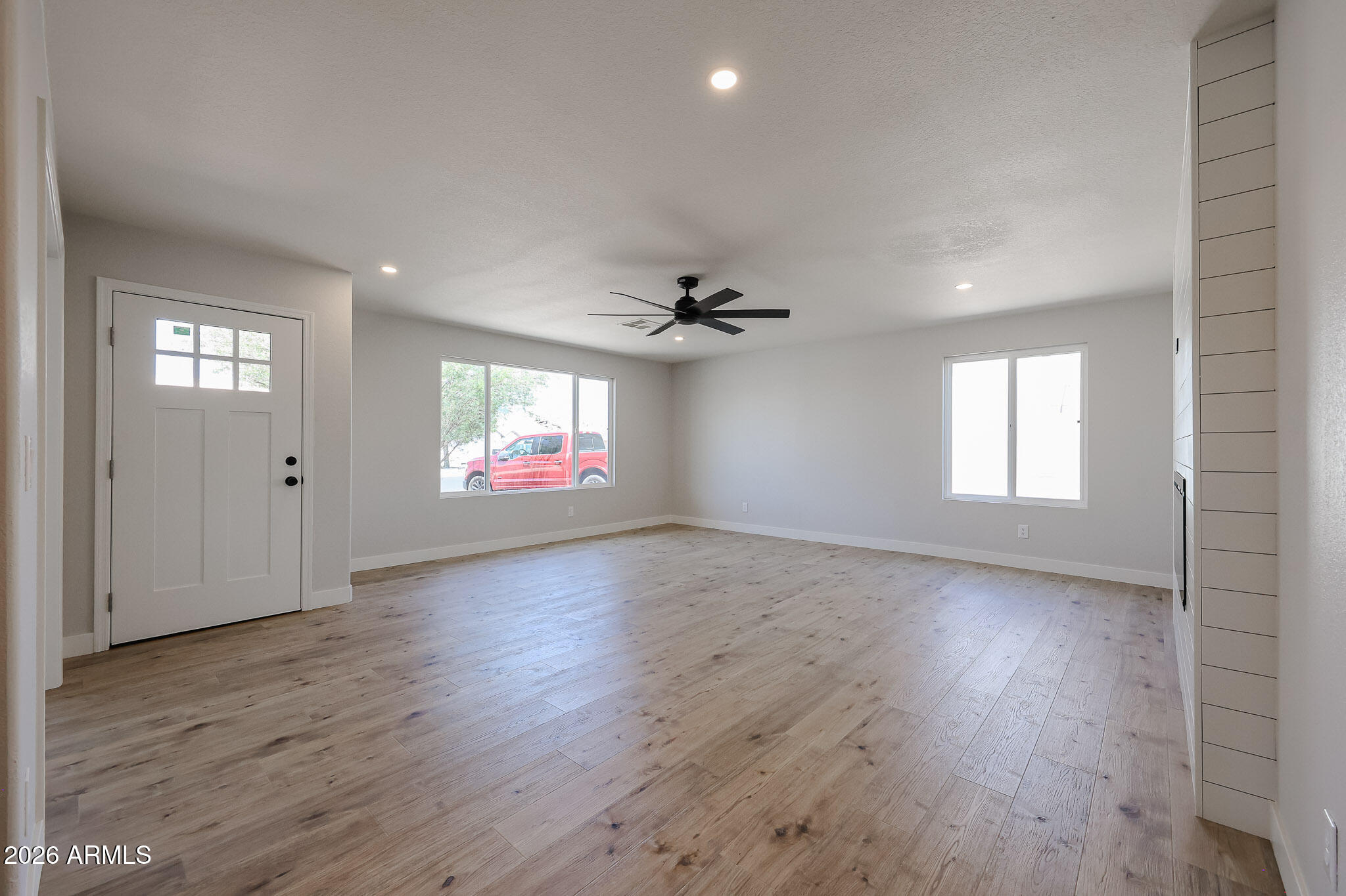14463 W WENDOVER Drive