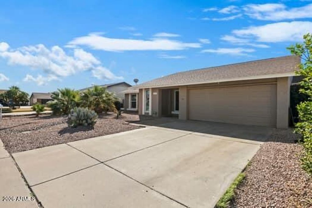 Photo of 10729 W Belmont Avenue, Glendale, AZ 85307 (MLS # 6987967)