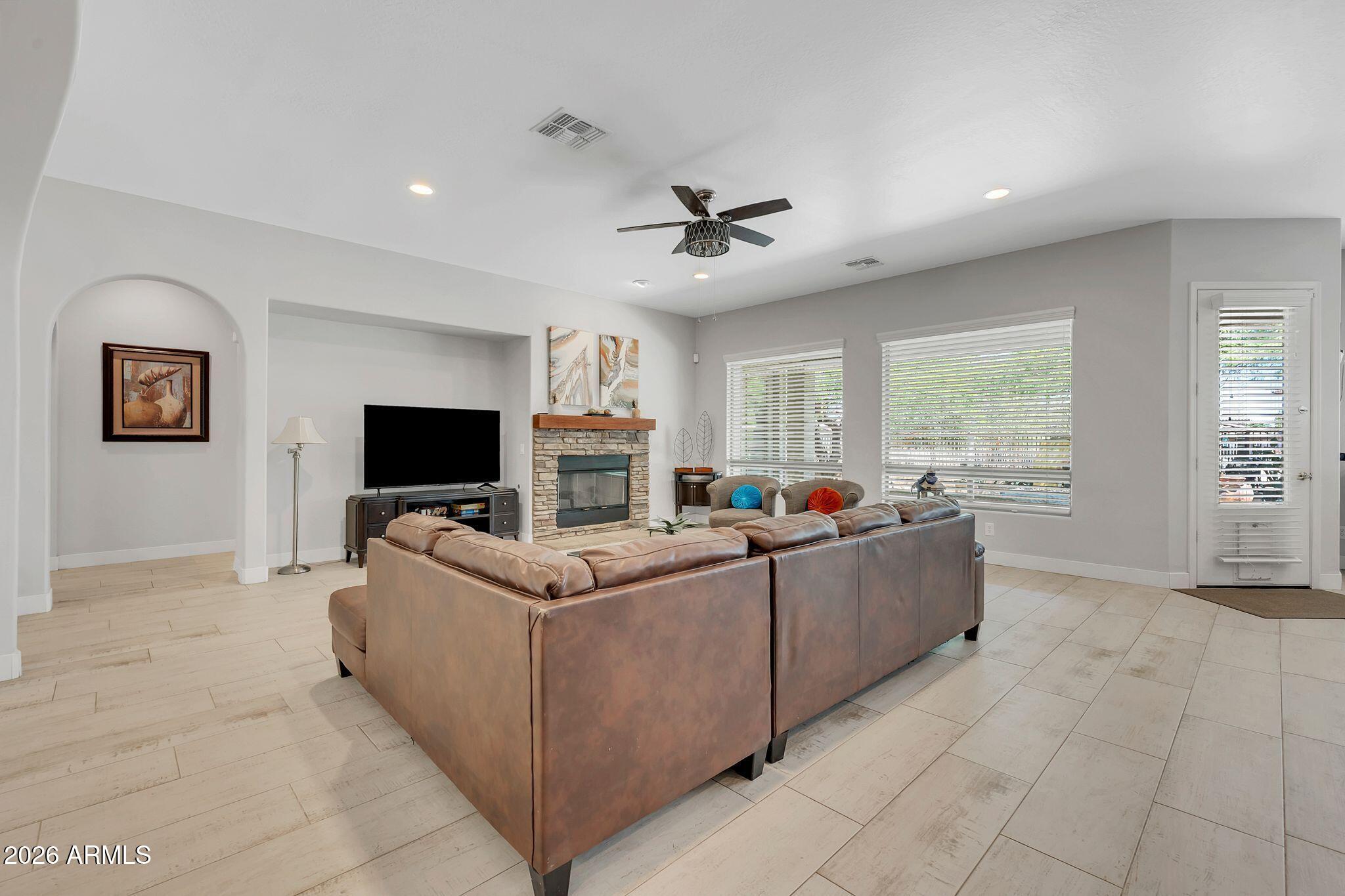 2414 W Mineral Road