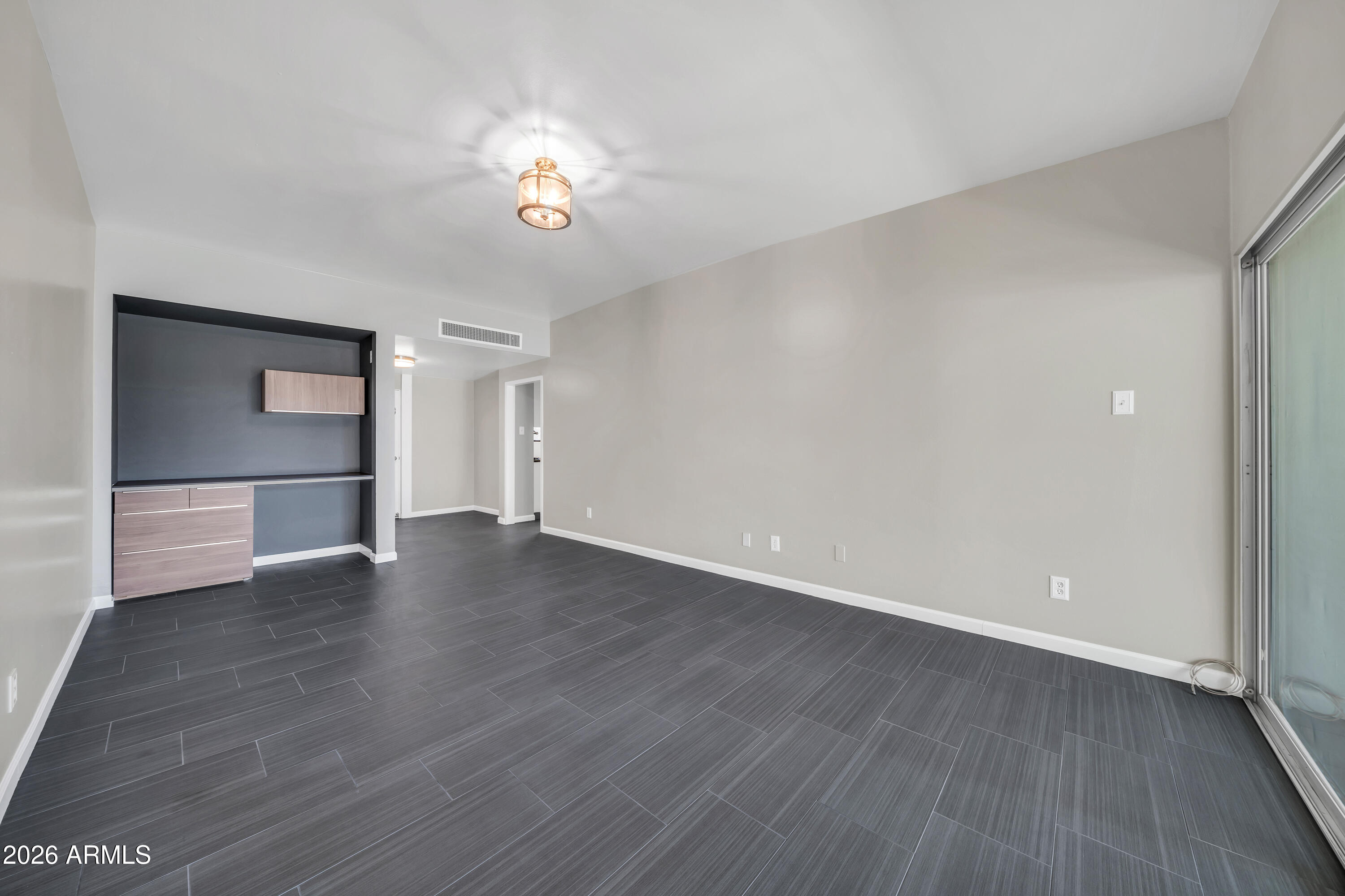 SCOTTSDALE CONDOMINIUMS AMD - Residential