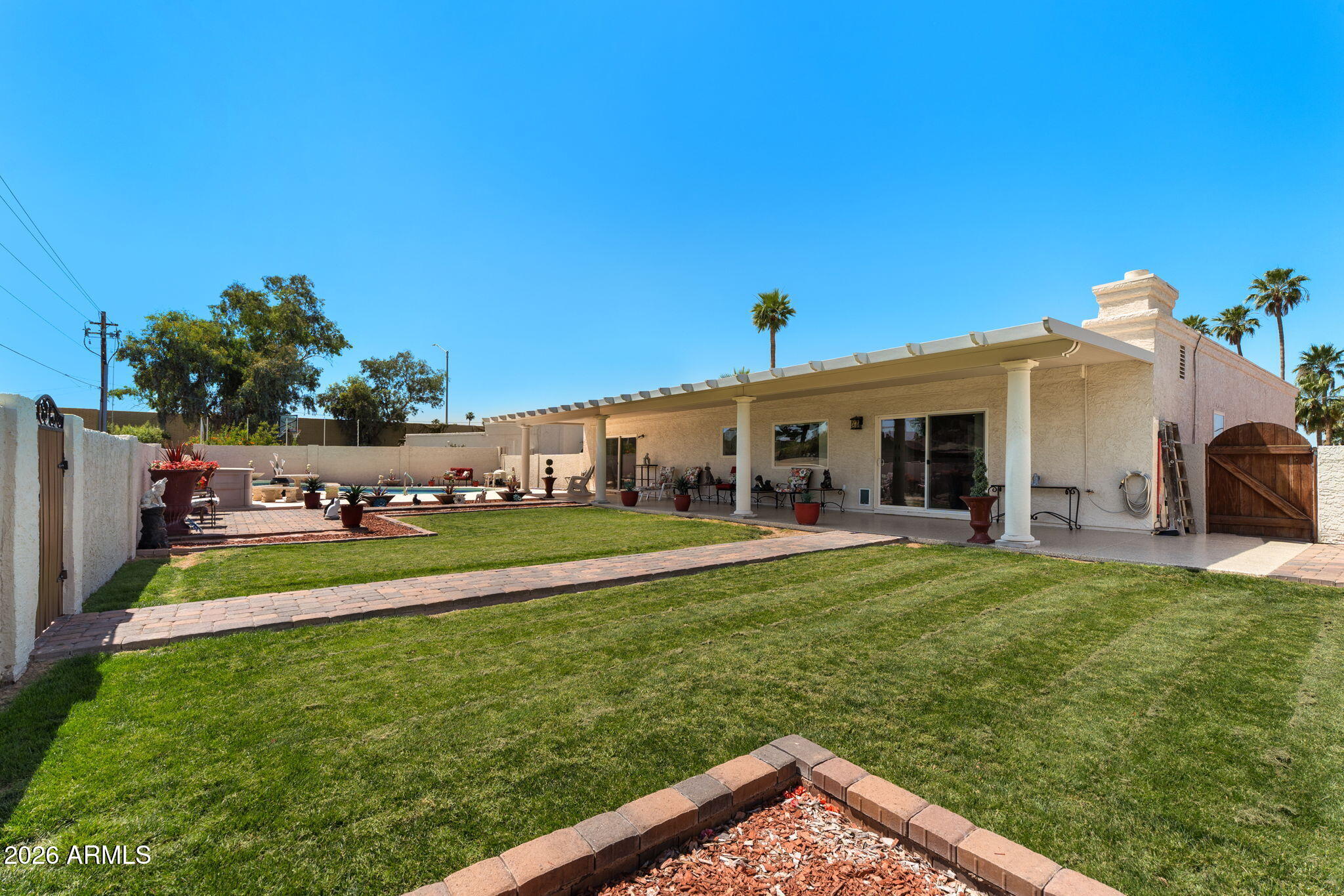 4045 S TAYLOR Drive