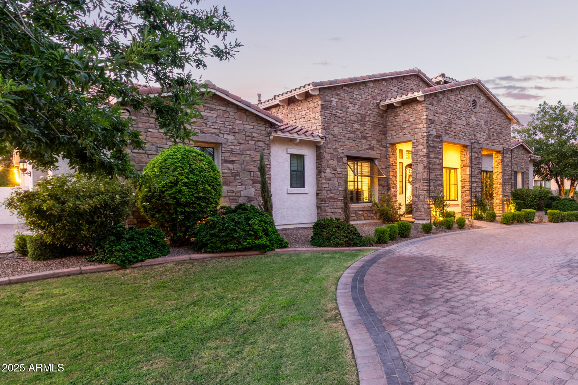 20216 E SUNSET Court