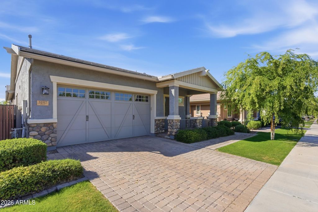 Photo of 3147 E Bloomfield Parkway, Gilbert, AZ 85296 (MLS # 6999032)