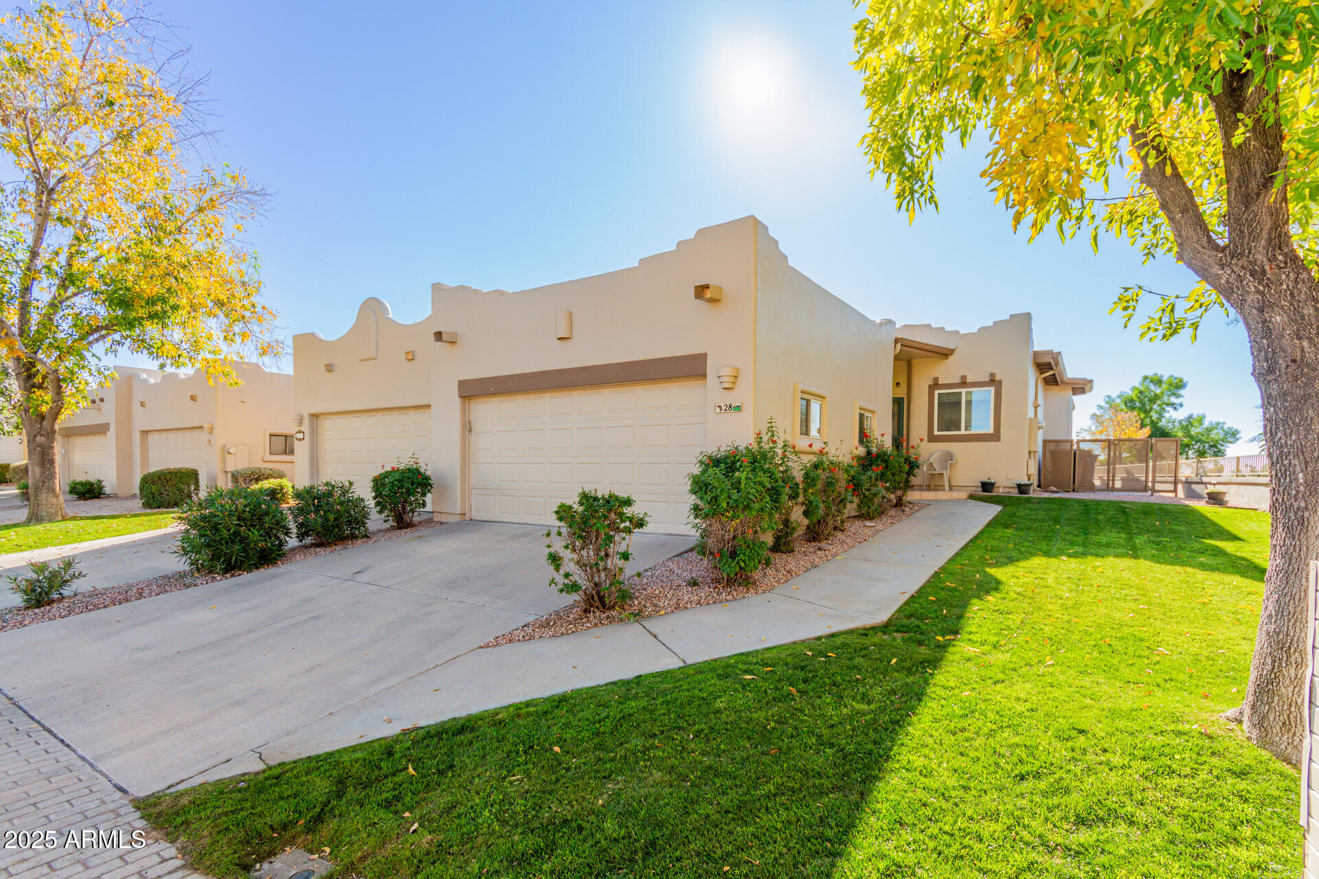 5445 E MCKELLIPS Road 28